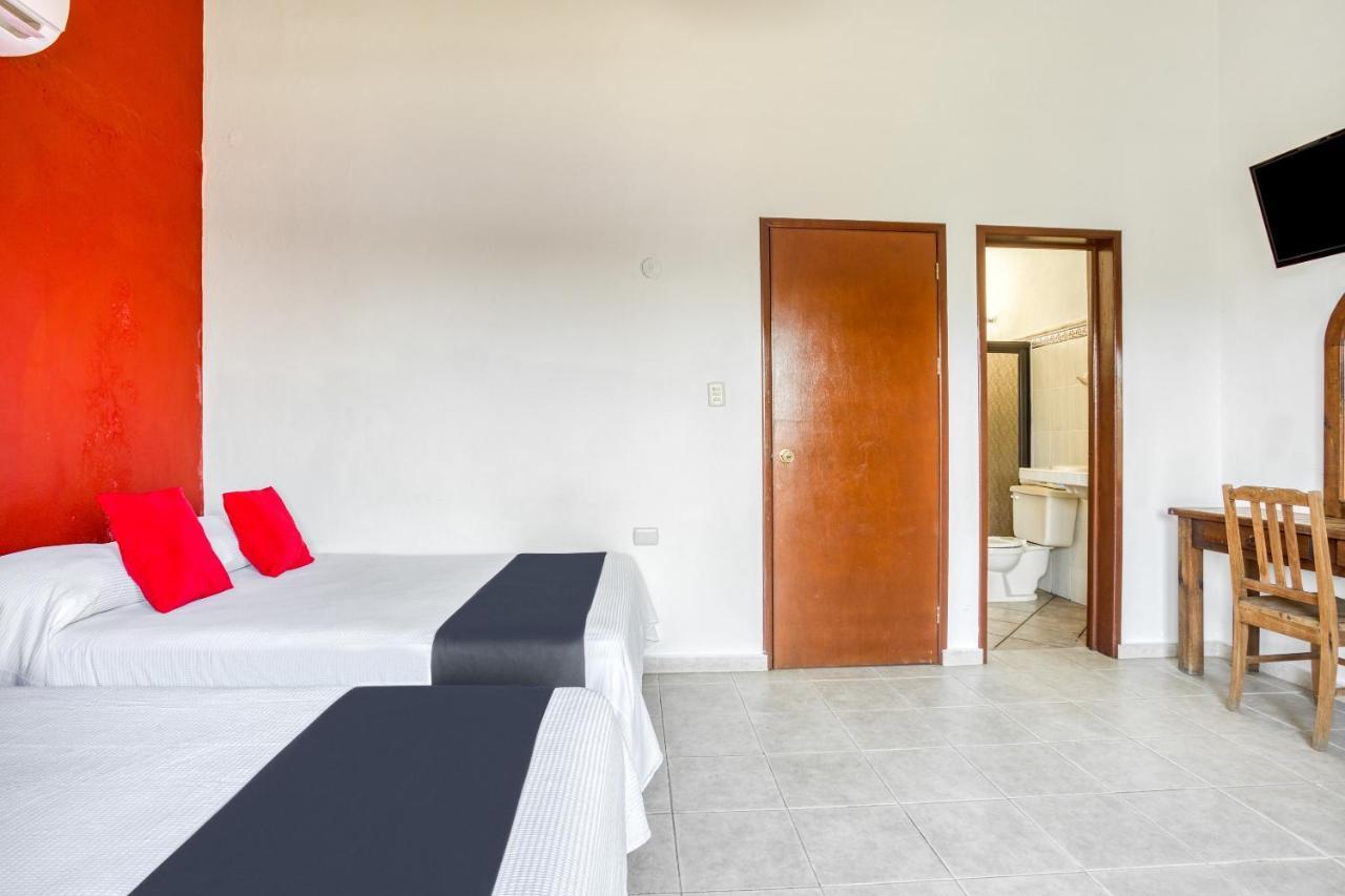 Chac Chi Hotel & Suites Isla Mujeres Esterno foto