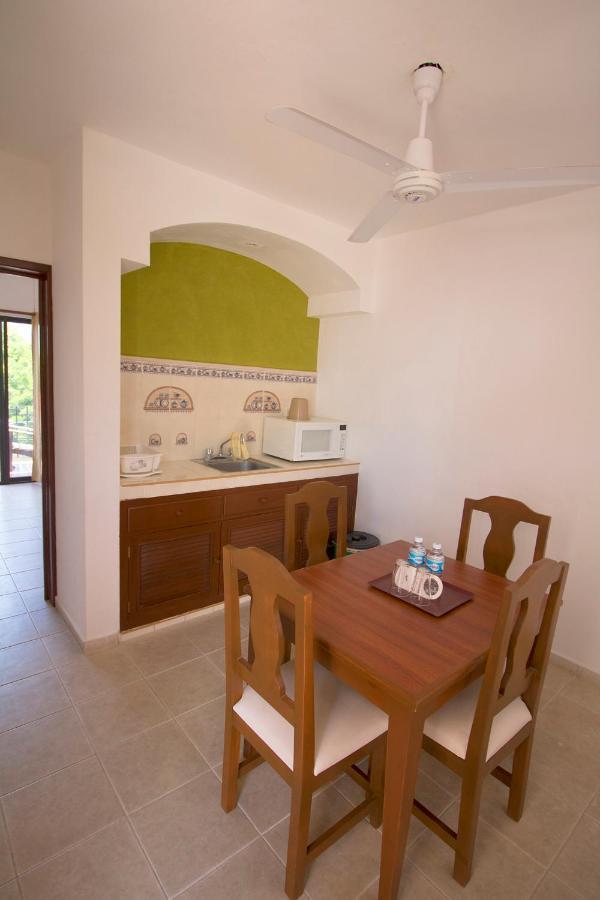 Chac Chi Hotel & Suites Isla Mujeres Esterno foto