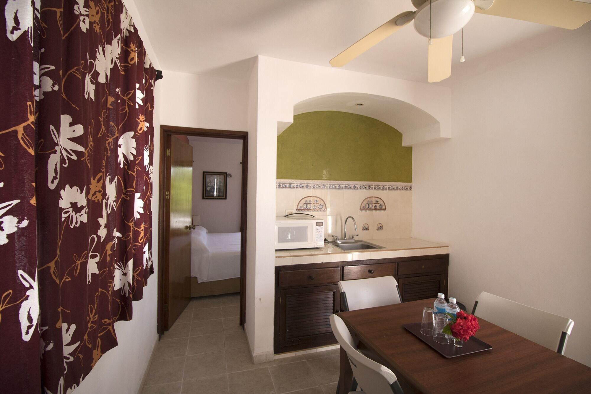Chac Chi Hotel & Suites Isla Mujeres Esterno foto