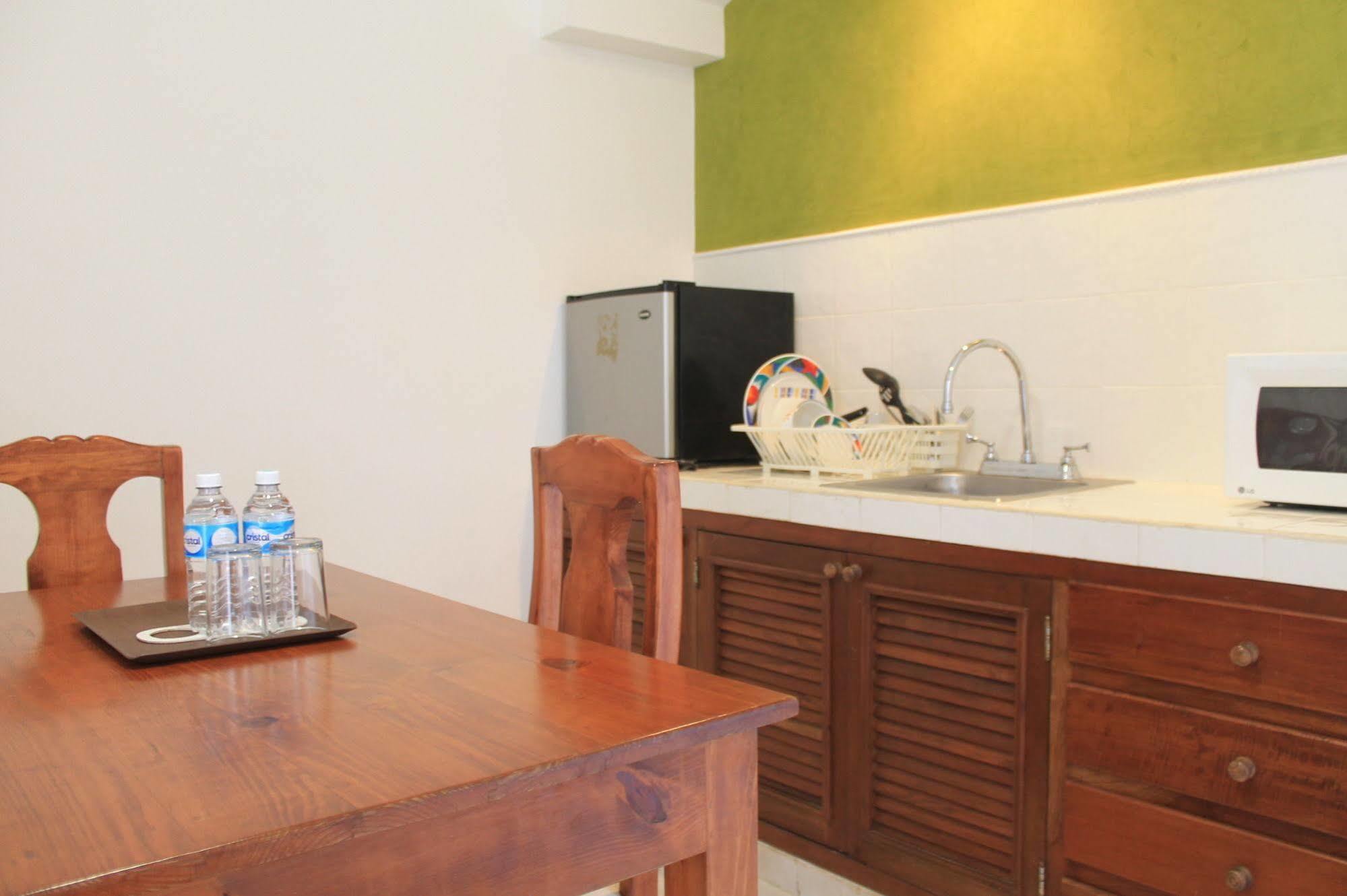 Chac Chi Hotel & Suites Isla Mujeres Esterno foto